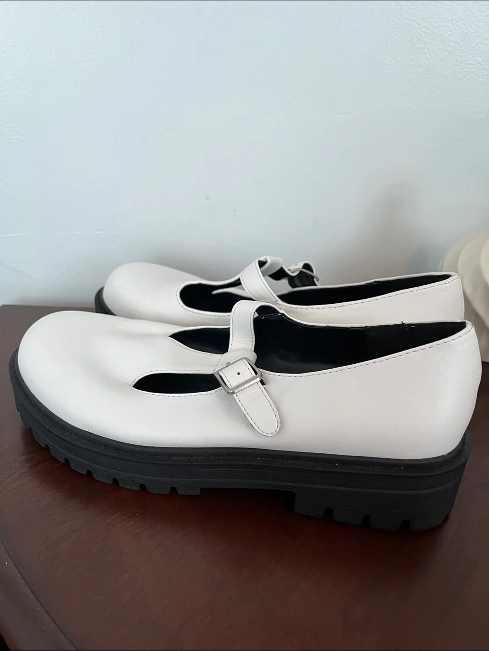 NWT Soda White T-Strap Mary Jane Platform Shoes with Black Sole
